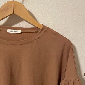 Neuflora Puff Sleeve shirt